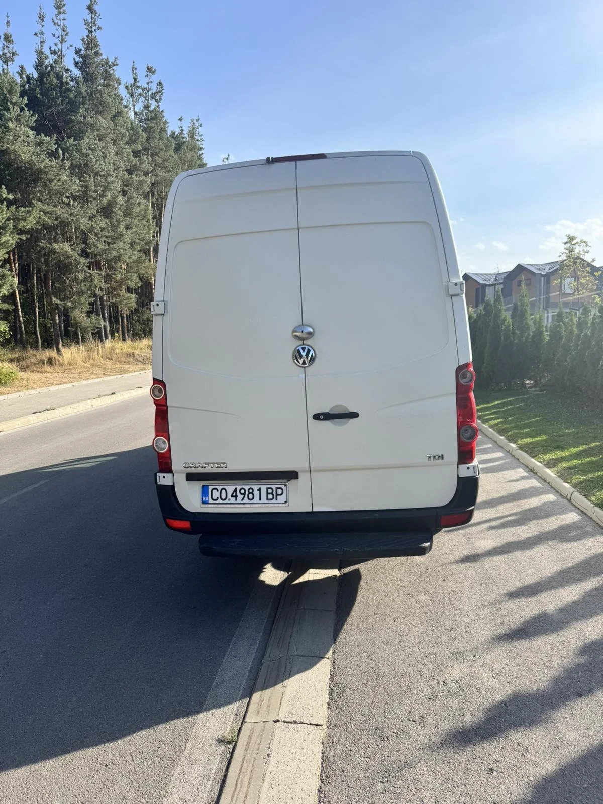 VW Crafter, снимка 3 - Бусове и автобуси - 56425931