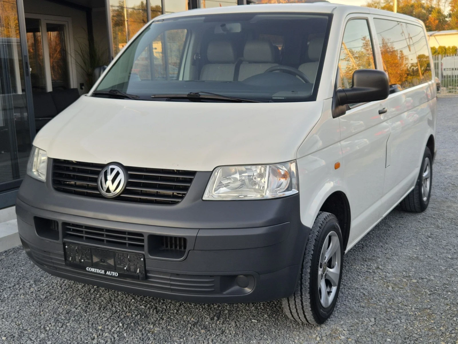 VW Transporter 1.9TDI, снимка 17 - Бусове и автобуси - 56639249