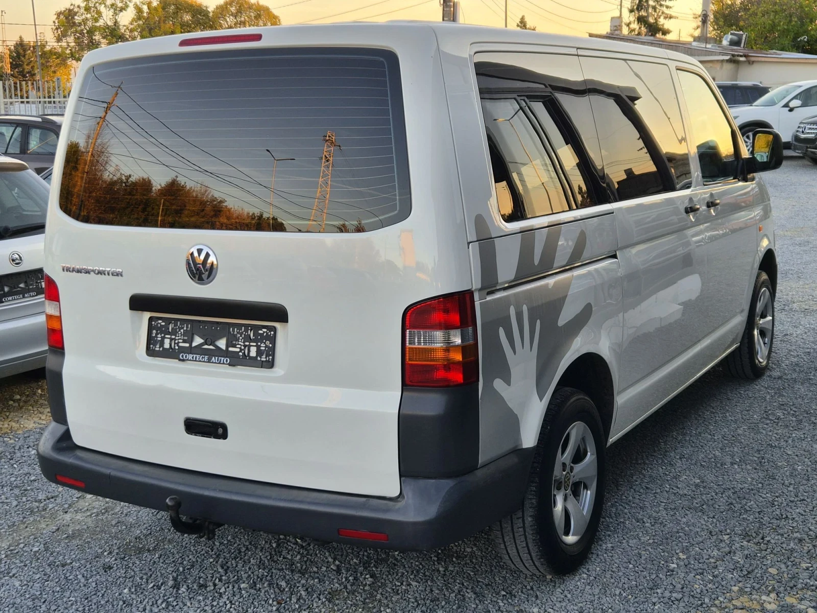 VW Transporter 1.9TDI, снимка 7 - Бусове и автобуси - 56639249