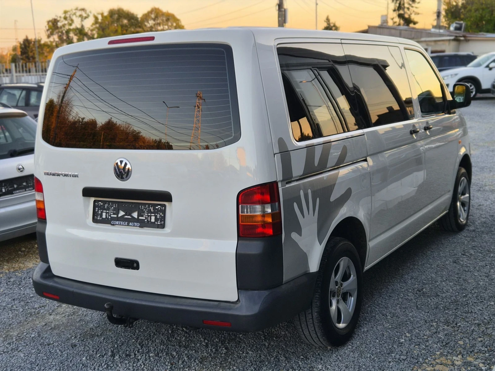 VW Transporter 1.9TDI, снимка 14 - Бусове и автобуси - 56639249