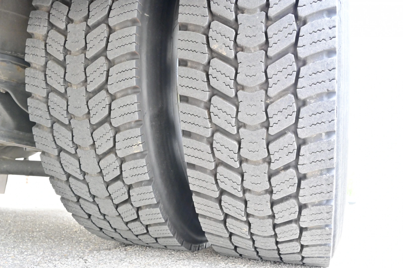 Volvo Fm 330 Борд Капаци Серв.Книжка, снимка 15 - Камиони - 55099140