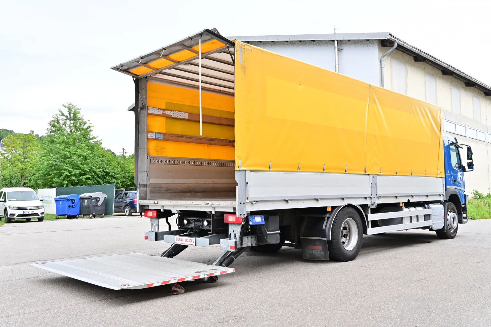 Volvo Fm 330 Борд Капаци Серв.Книжка, снимка 6 - Камиони - 55099140