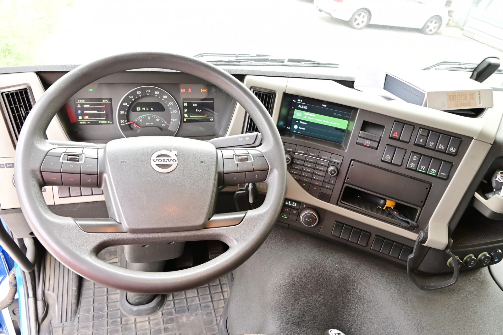 Volvo Fm 330 Борд Капаци Серв.Книжка, снимка 9 - Камиони - 55099140