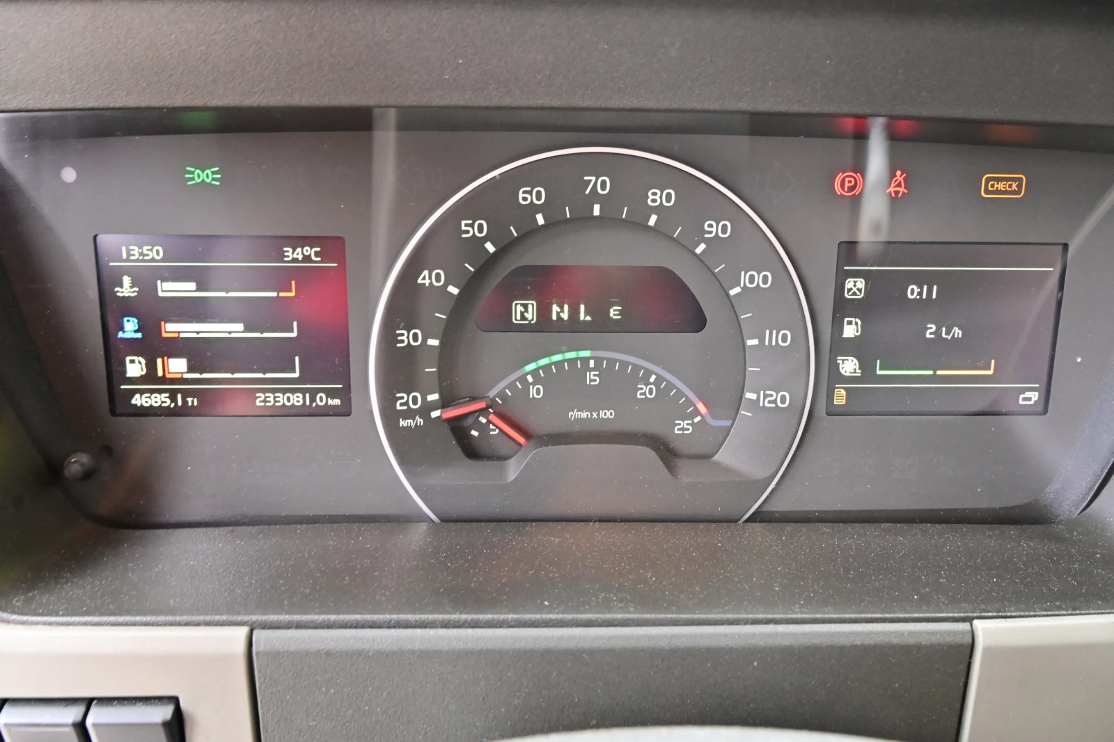 Volvo Fm 330 Борд Капаци Серв.Книжка, снимка 10 - Камиони - 55099140