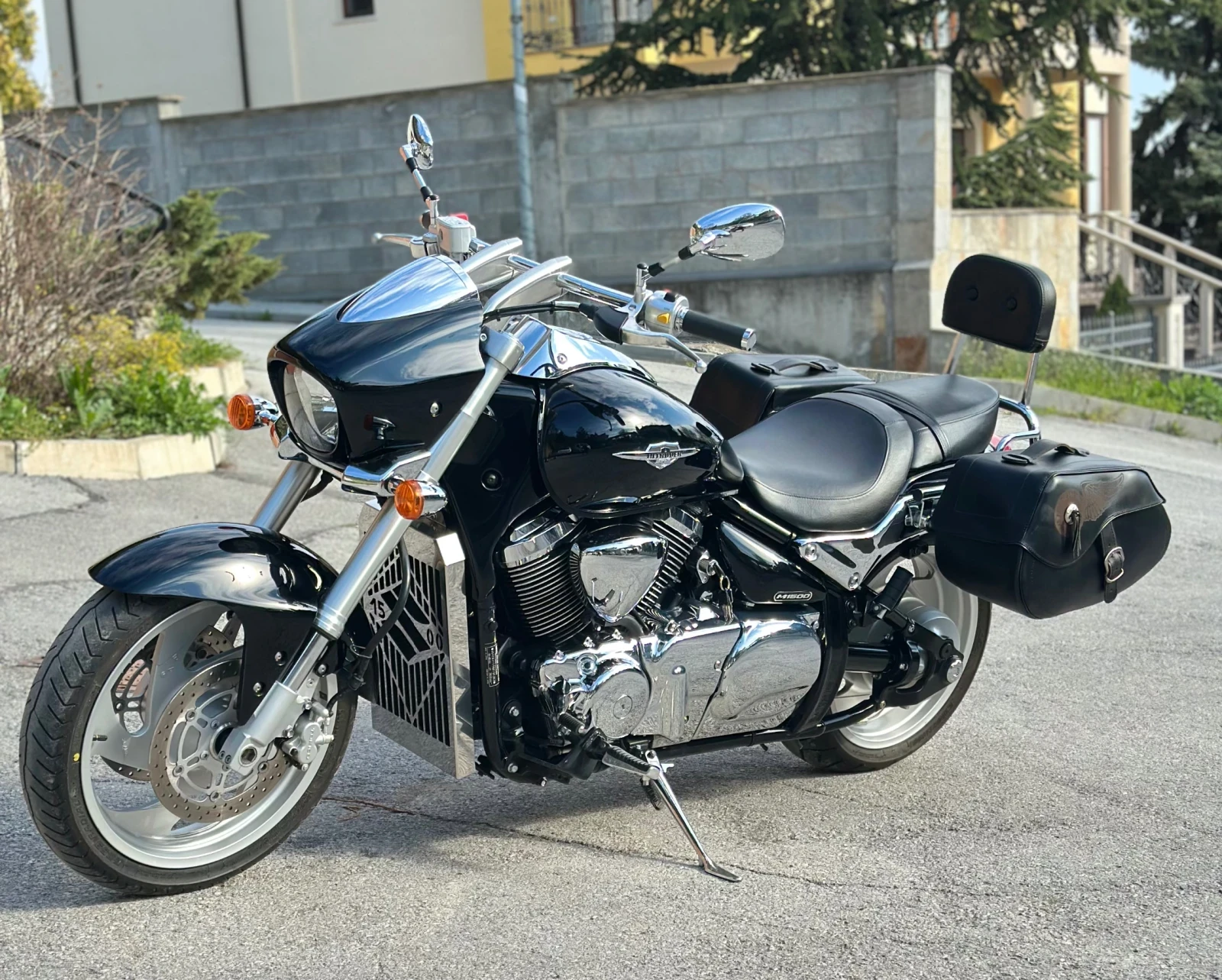 Suzuki Intruder VZ 1500 Швейцария 18 хил. км., снимка 4 - Мотоциклети и мототехника - 54150930