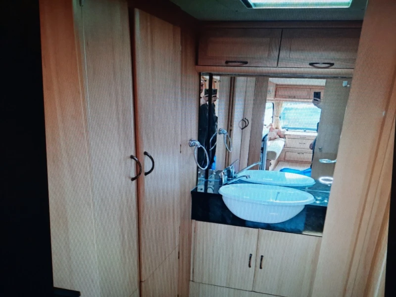 Каравана Avondale Argente, снимка 4 - Каравани и кемпери - 50518821