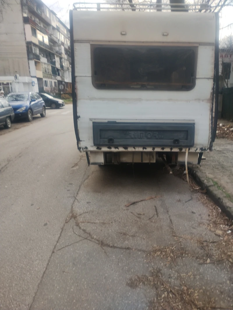 Кемпер Adria Форд, снимка 3 - Каравани и кемпери - 53119309