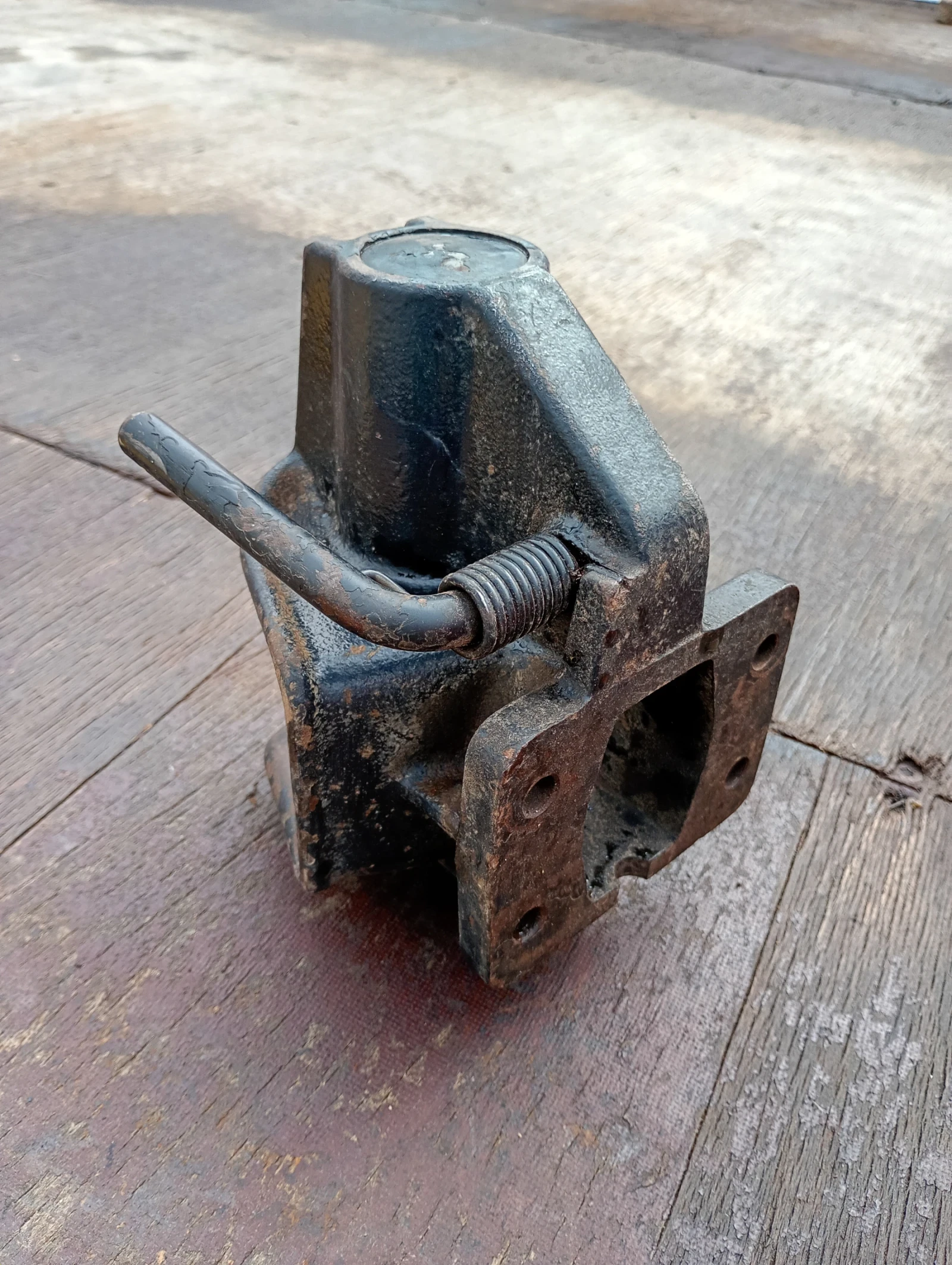 Продавам теглич 7,5 т за бус камион или трактор, снимка 4 - Части - 53888543