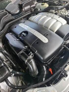 Mercedes-Benz E 270 210, снимка 11