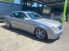 Mercedes-Benz E 500, снимка 17