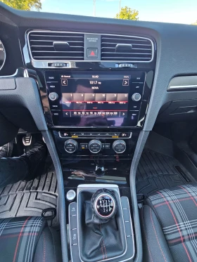 VW Golf 7.5 GTi 2.0 TSi, снимка 14