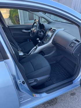 Toyota Auris 2.0 D4D 126.�� | Mobile.bg � ����� ������ 8