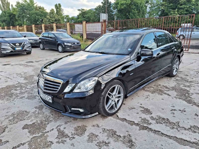 Mercedes-Benz E 350 CDI 4matic AMG, снимка 1 - Автомобили и джипове - 41424516