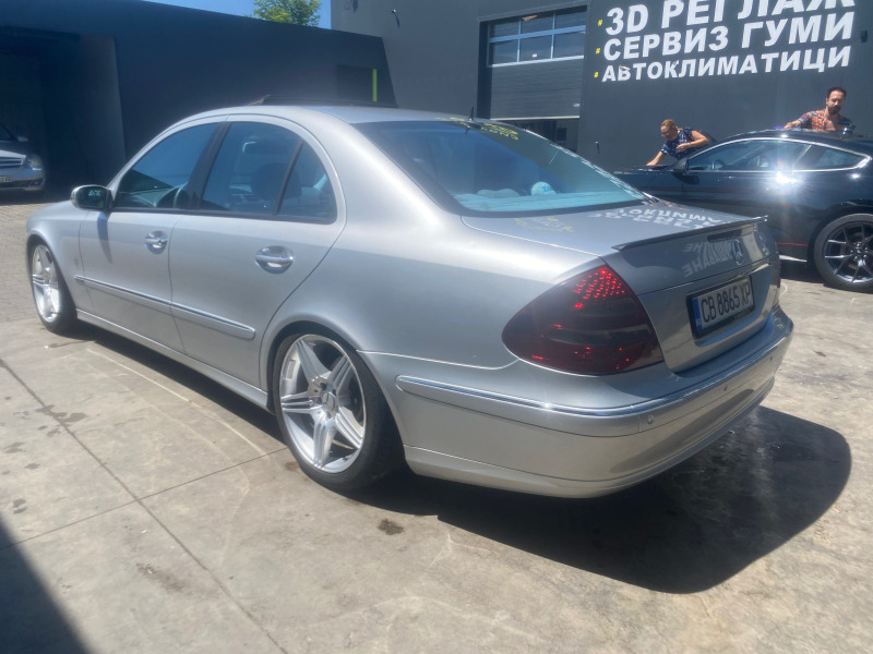 Mercedes-Benz E 500, снимка 16 - Автомобили и джипове - 46722622