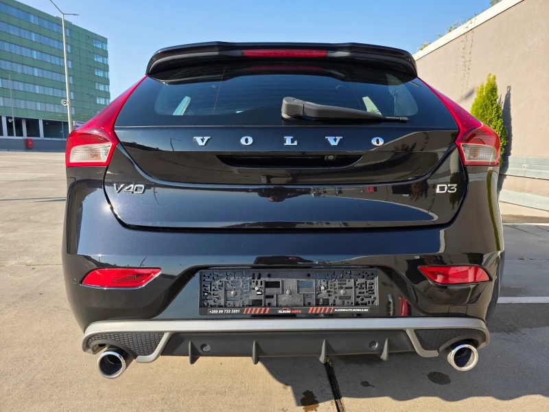Volvo V40 2.0 D3- R Design , снимка 6 - Автомобили и джипове - 51012826