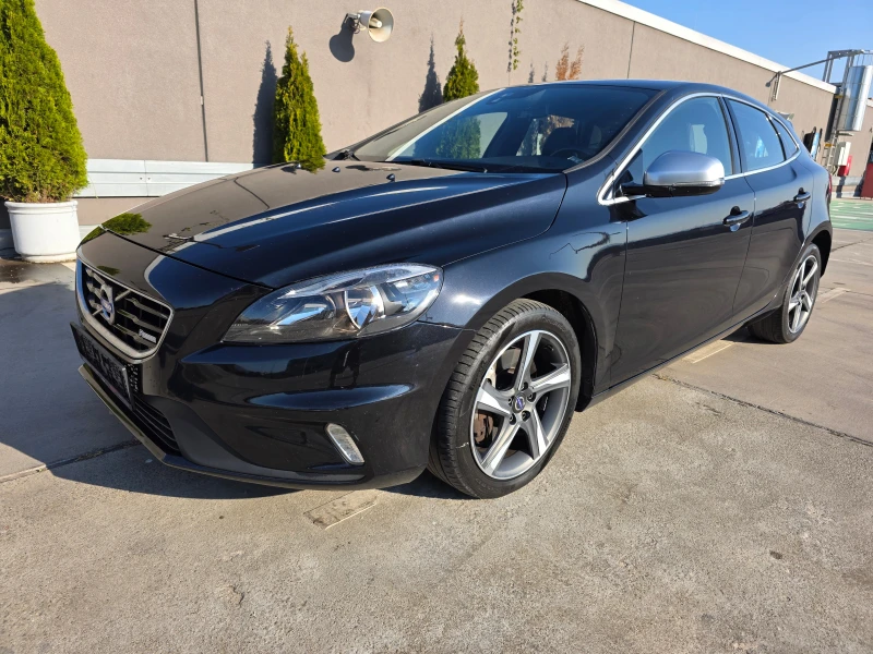 Volvo V40 2.0 D3- R Design 