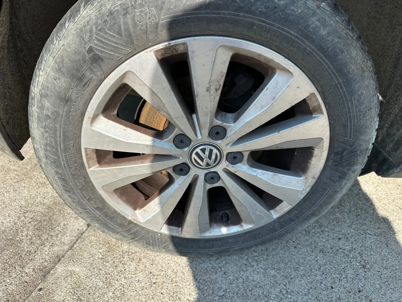 VW Golf 1.4 GIT, снимка 8 - Автомобили и джипове - 52073361