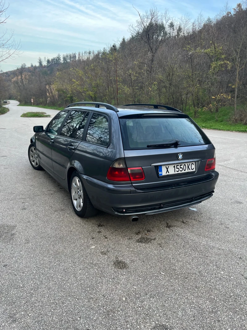 BMW 320, снимка 5 - Автомобили и джипове - 52729340