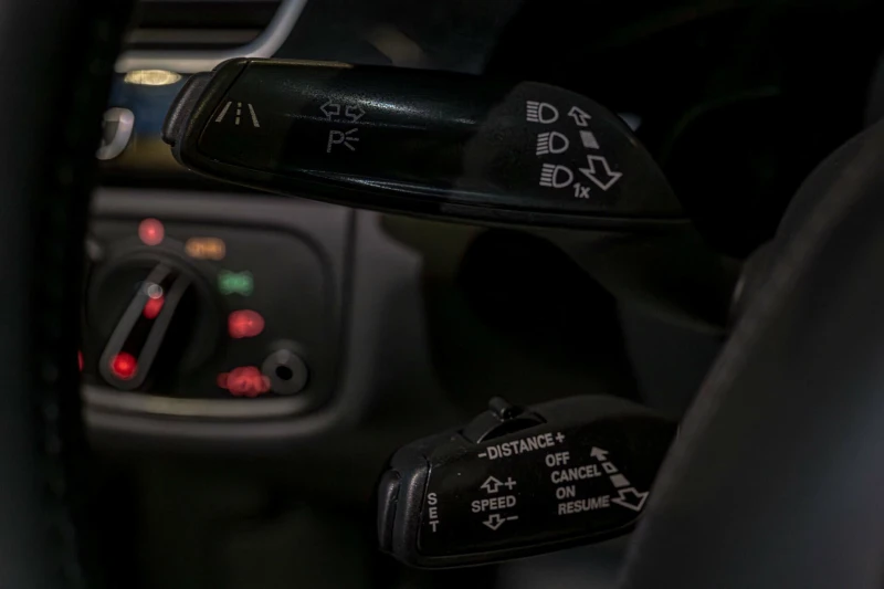 Audi A8 4.2TDI/Алкантар/Обдухване/Bang&Olufsen Premium/Кам, снимка 11 - Автомобили и джипове - 52830292