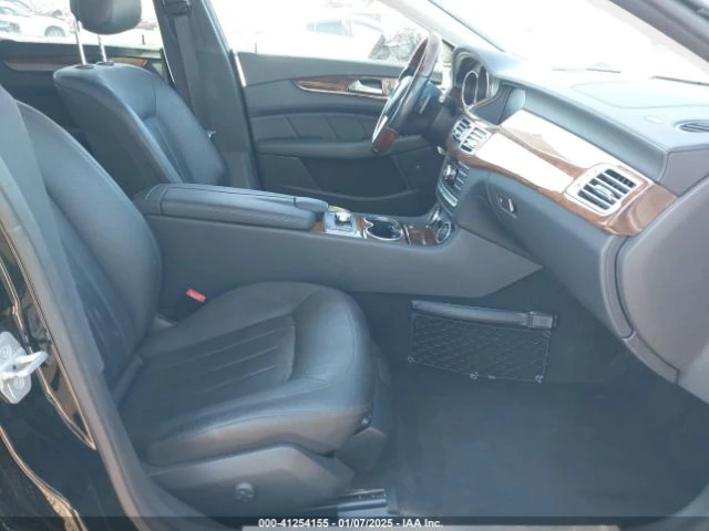 Mercedes-Benz CLS 550 2012 MERCEDES-BENZ CLS 550, снимка 7 - Автомобили и джипове - 48787239