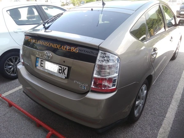Toyota Prius  - изображение 4