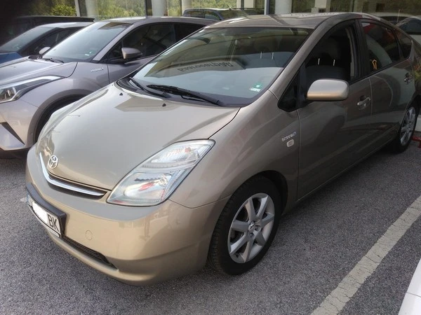 Toyota Prius  - изображение 3