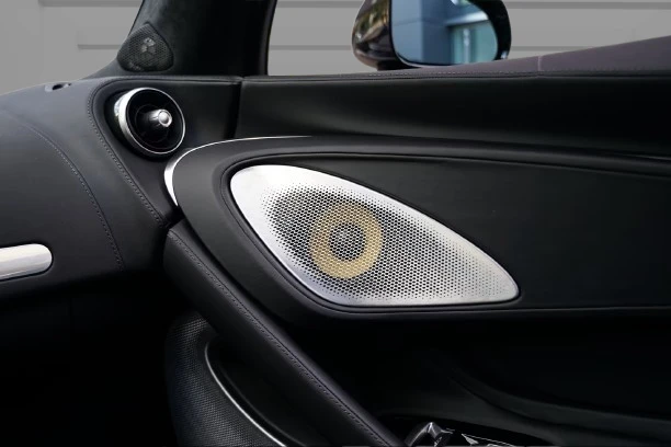 McLaren GT S = Carbon Ceramic Brakes =  | Mobile.bg   13