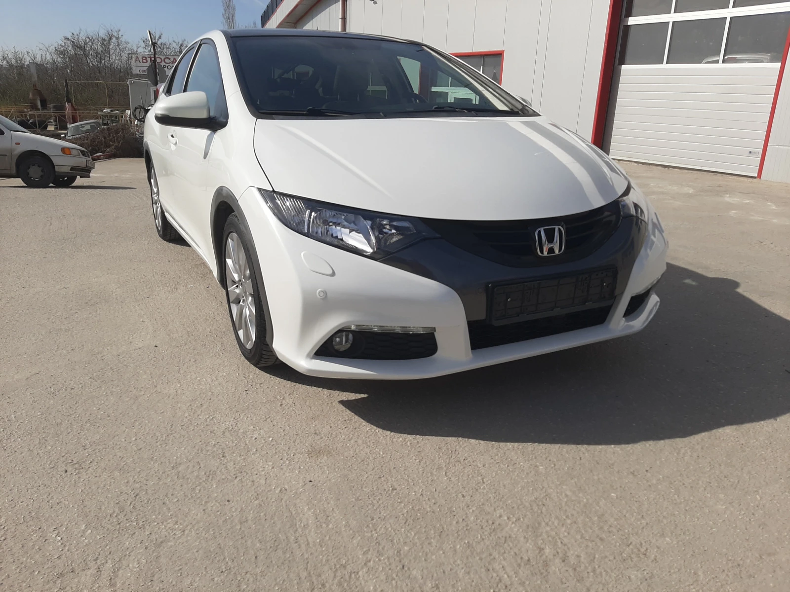 Honda Civic 1.8i-VTEC AUTOMATIC PANORAMA КОЖА - изображение 3