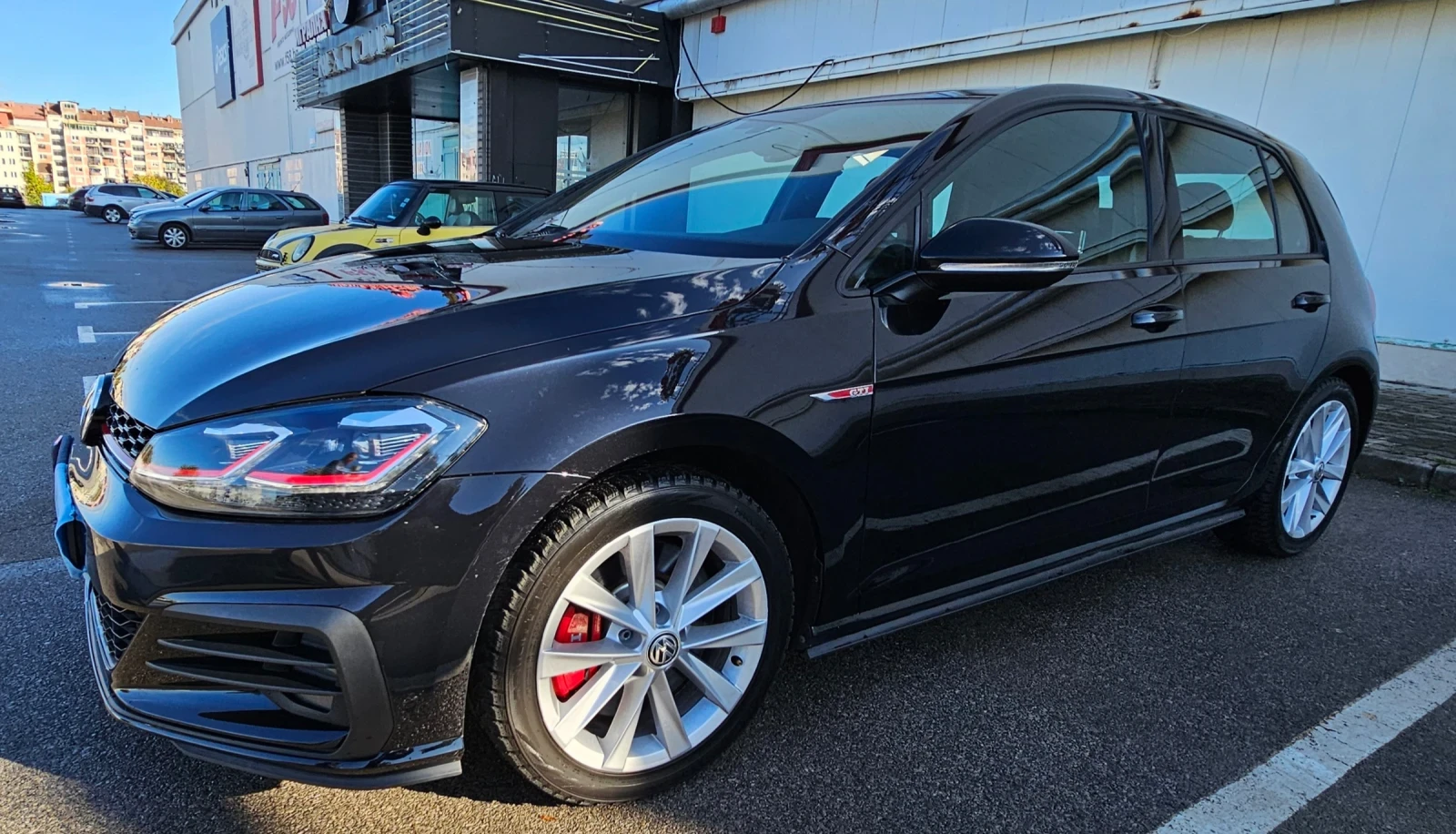 VW Golf 7.5 GTi 2.0 TSi - изображение 6