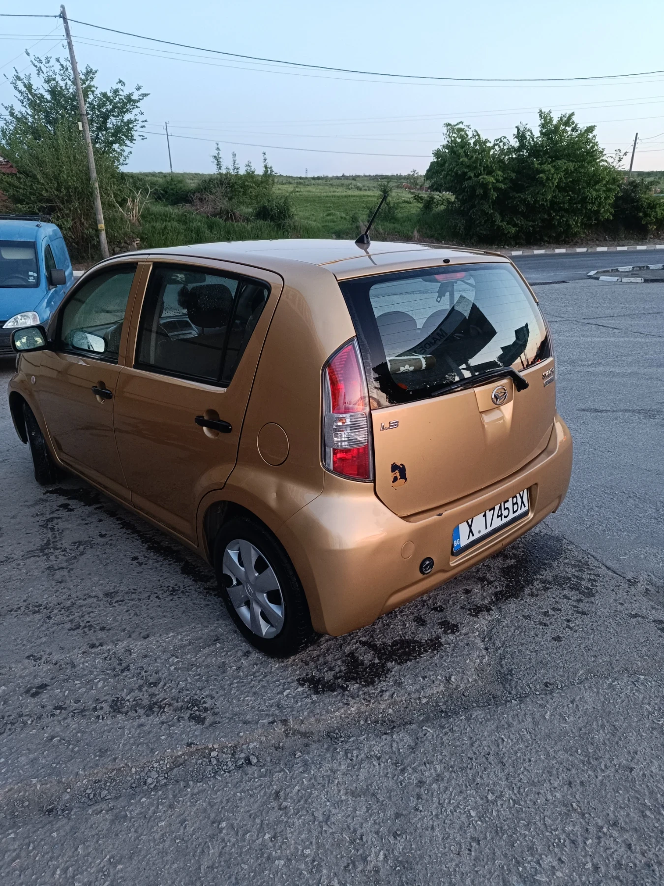 Daihatsu Sirion 1.0 - изображение 5