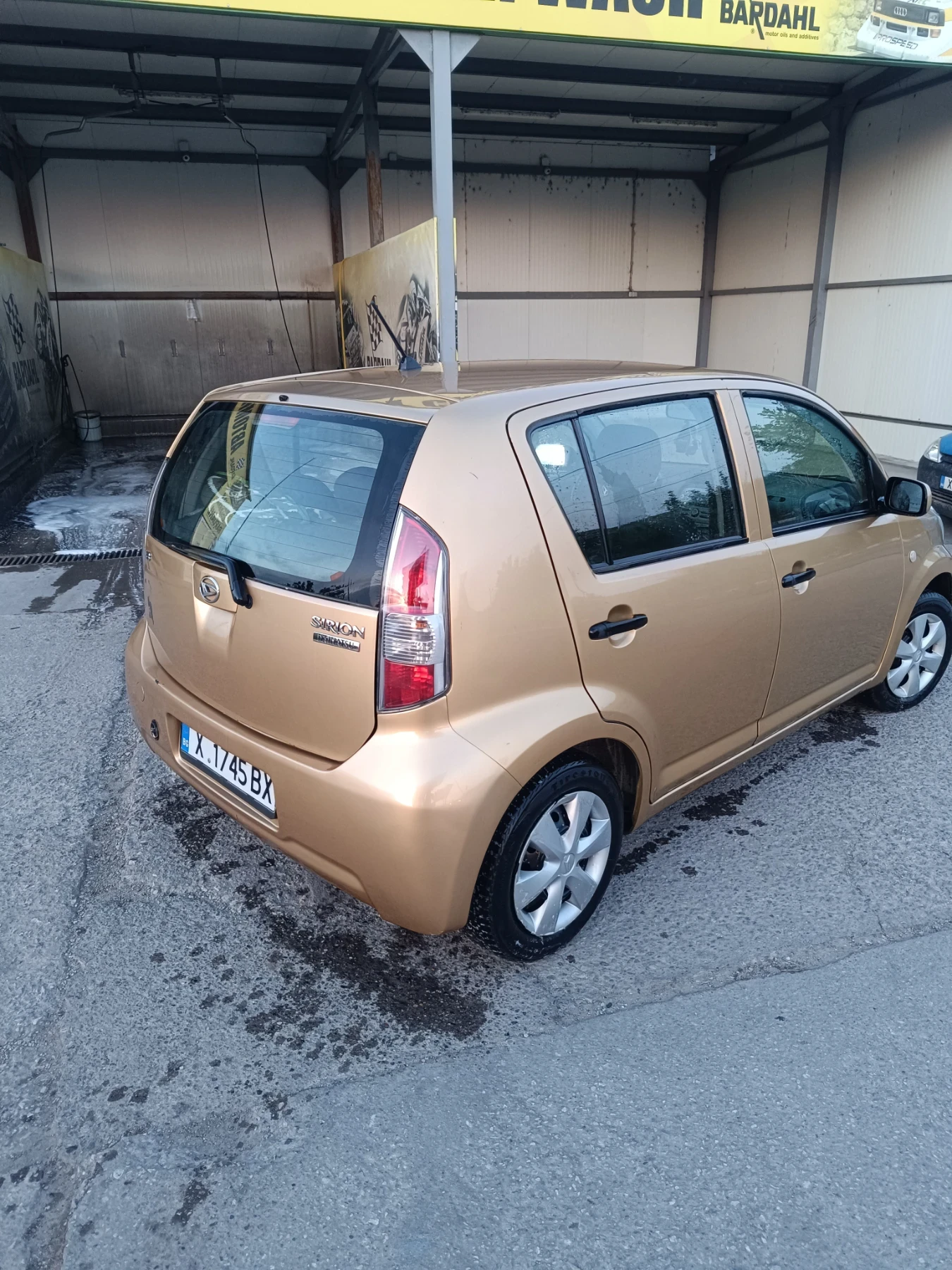 Daihatsu Sirion 1.0 - изображение 4