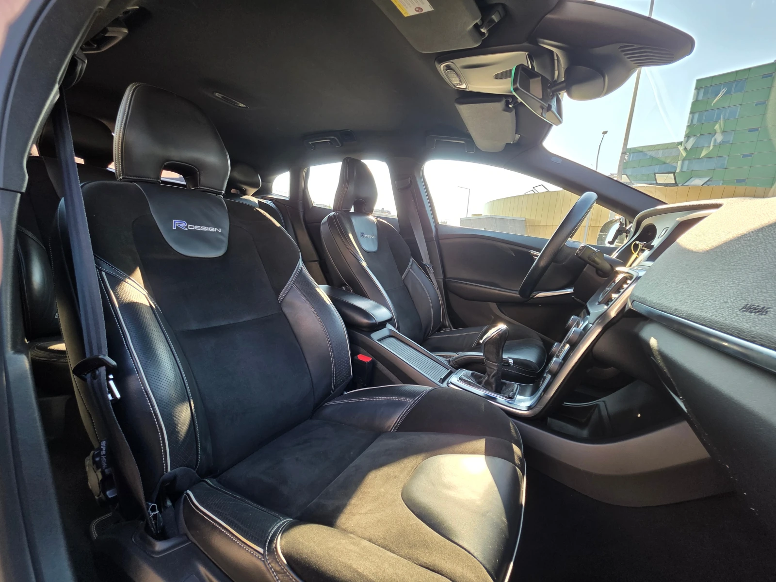 Volvo V40 2.0 D3- R Design  | Mobile.bg   14