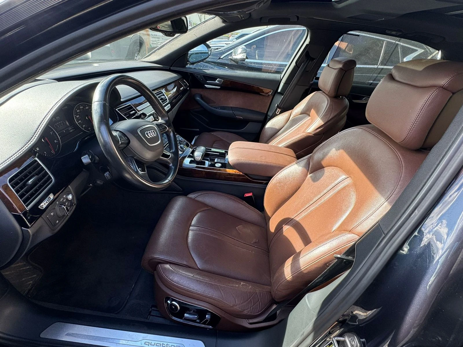 Audi A8 LONG* MATRIX* HEADUP* 360* ОБДУХ* BOSE* PANO - изображение 7
