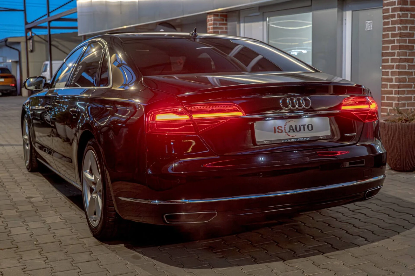 Audi A8 4.2TDI/Алкантар/Обдухване/Bang&Olufsen Premium/Кам - изображение 3