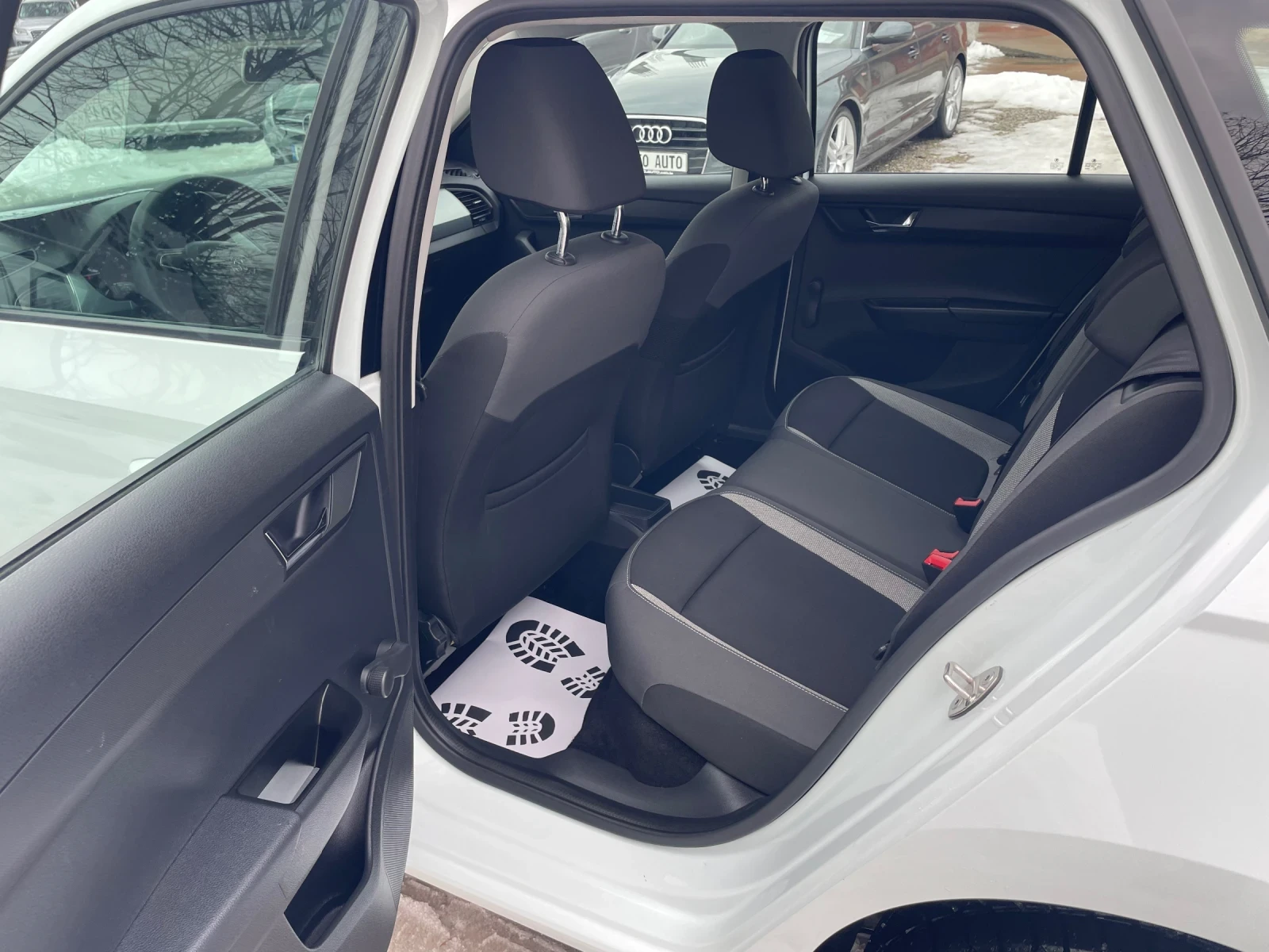 Skoda Fabia 1.4TDI105kc\DISTRONIK\NAVI - изображение 9