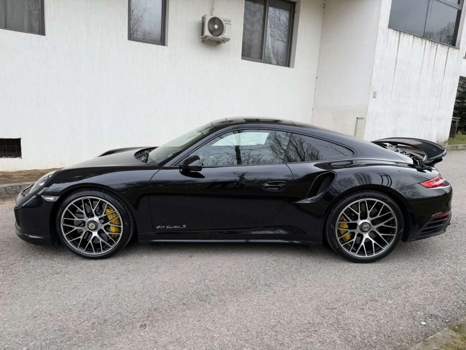 Porsche 911 TURBO S / ОБДУХВАНЕ / ПАНОРАМА  - изображение 4