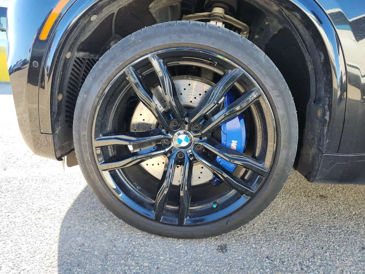 BMW X5M * SPORTS ACTIVITY VEHICLE * CARFAX *  - изображение 6