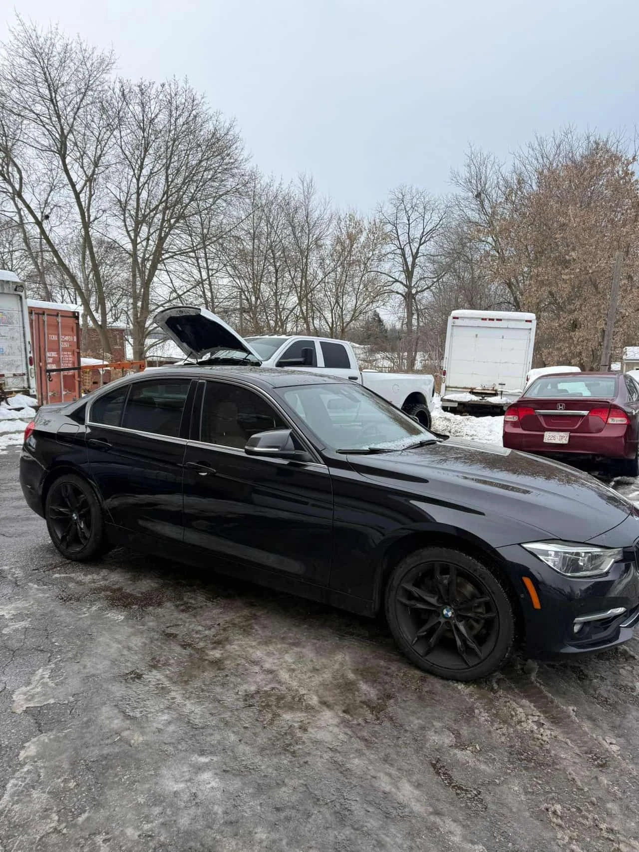 BMW 330 * 330i xDrive * CARFAX * ЦЕНА ДО БГ, снимка 3 - Автомобили и джипове - 53740672
