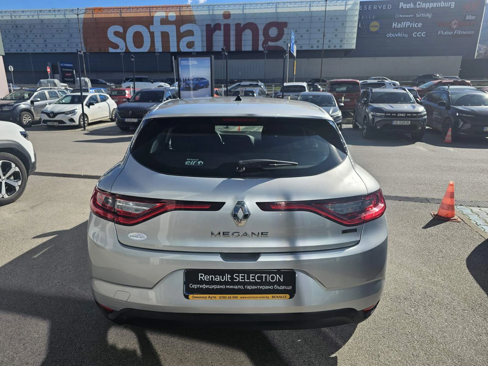 Renault Megane 1.2 TCe 132 BVM6, снимка 6 - Автомобили и джипове - 54122957
