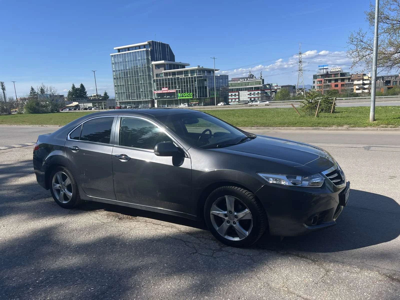 Honda Accord 2.2 i-DTEC-Executive, снимка 8 - Автомобили и джипове - 54314876