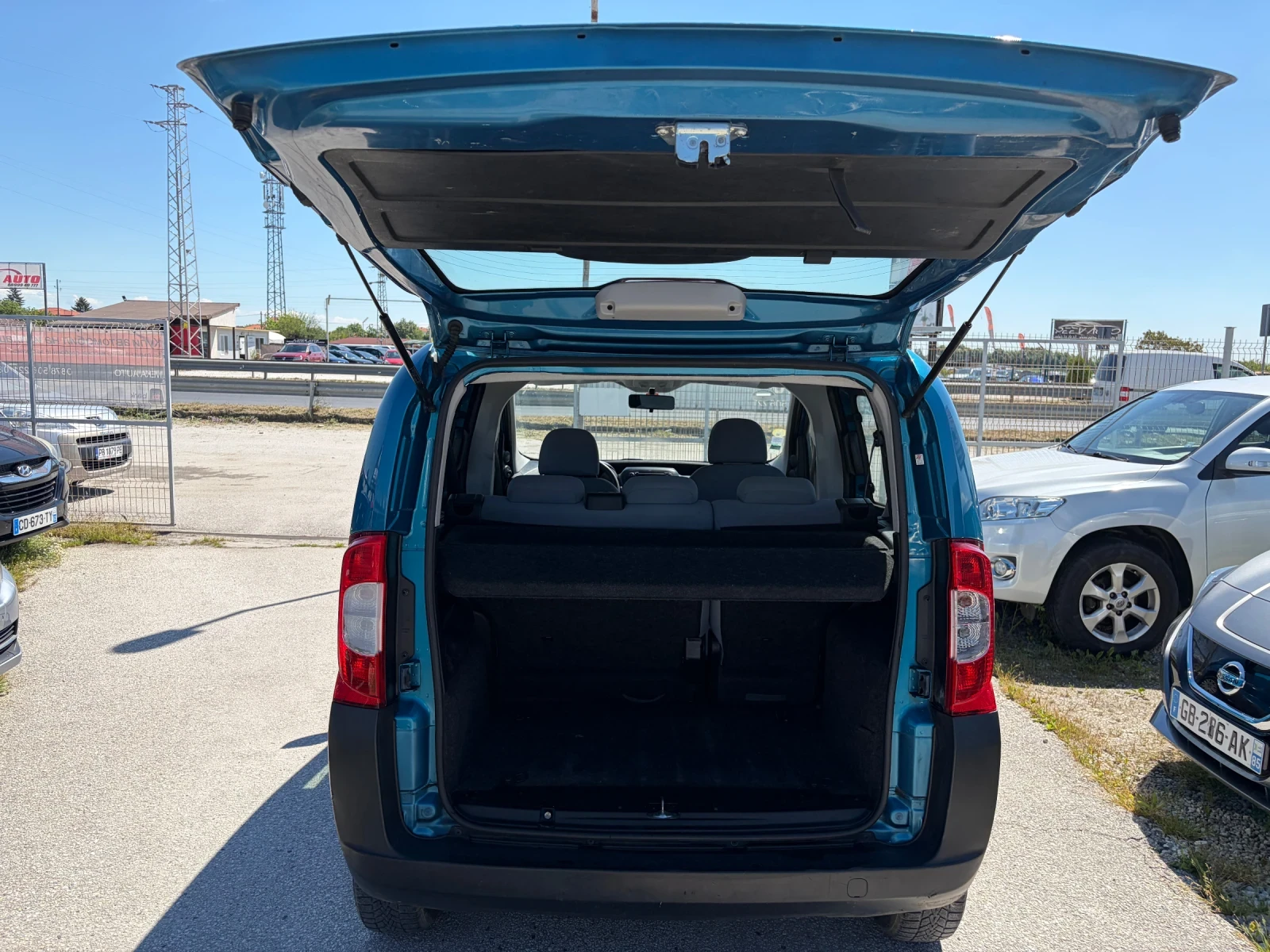 Peugeot Bipper 1.3d TOP, снимка 12 - Автомобили и джипове - 54592267