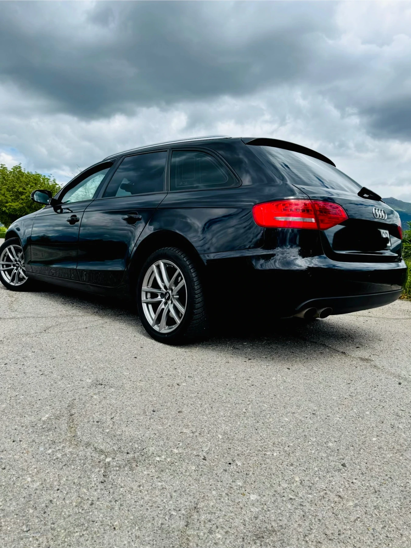 Audi A4 Avant facelift, снимка 4 - Автомобили и джипове - 54654723