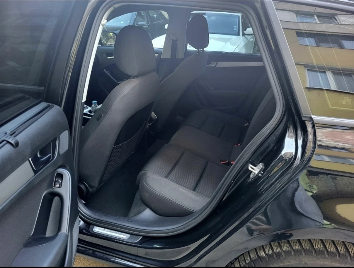 Audi A4 Avant facelift, снимка 11 - Автомобили и джипове - 54654723