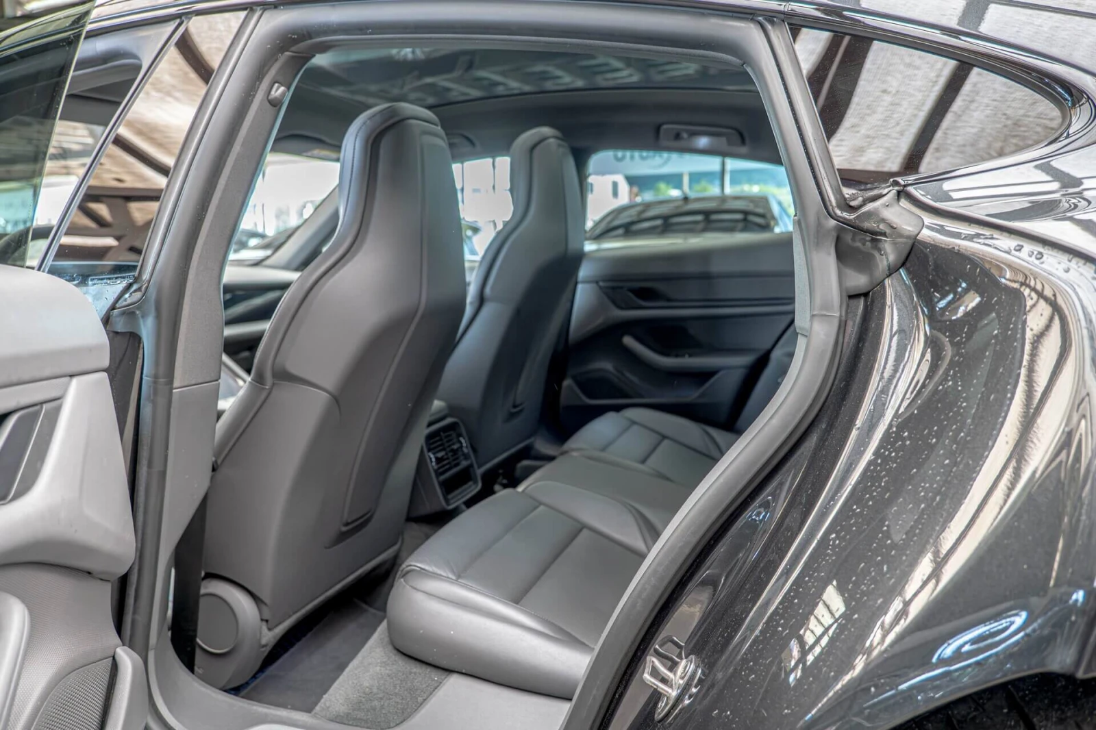 Porsche Taycan 4s Perf./PDLS/PESS/PVTS Plus/PASM/Камера 360/, снимка 8 - Автомобили и джипове - 54704315