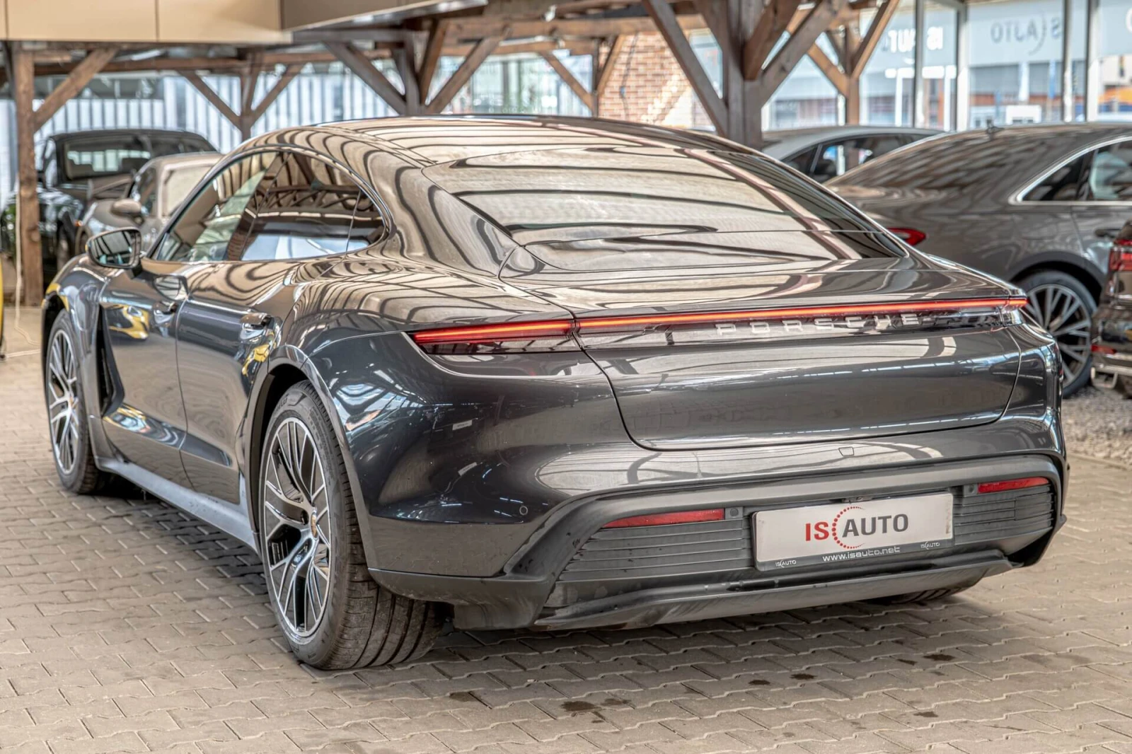 Porsche Taycan 4s Perf./PDLS/PESS/PVTS Plus/PASM/Камера 360/, снимка 5 - Автомобили и джипове - 54704315