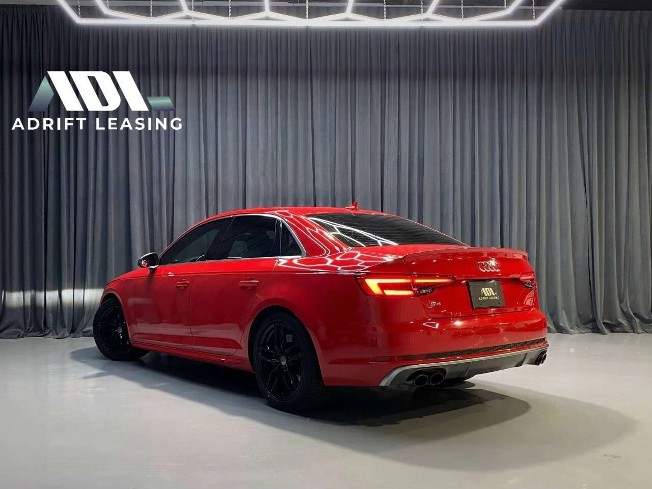 Audi S4 3.0 TFSI quattro Technik tiptronic, снимка 4 - Автомобили и джипове - 54905307