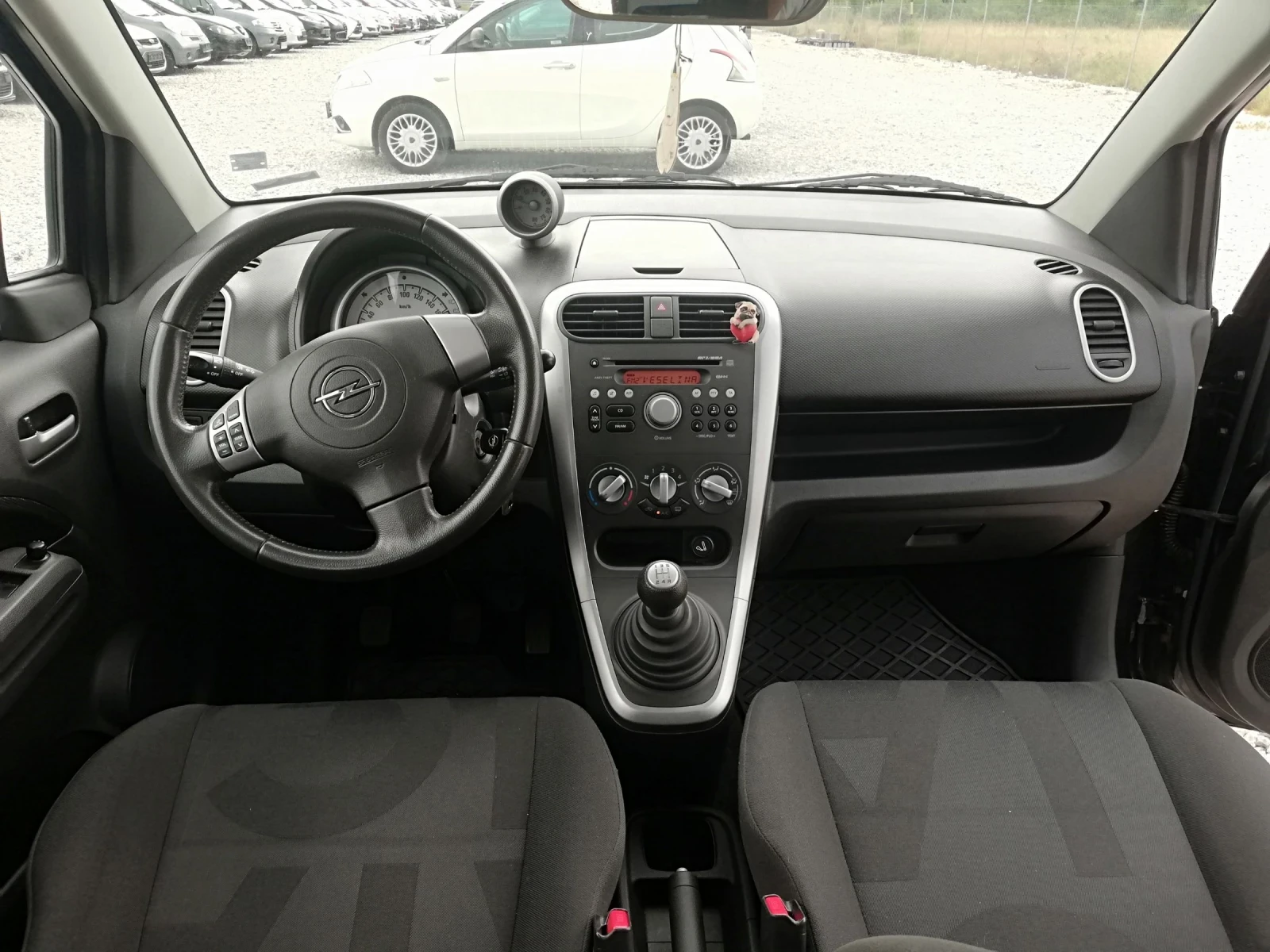 Opel Agila 1.2i kli, снимка 14 - Автомобили и джипове - 55012358