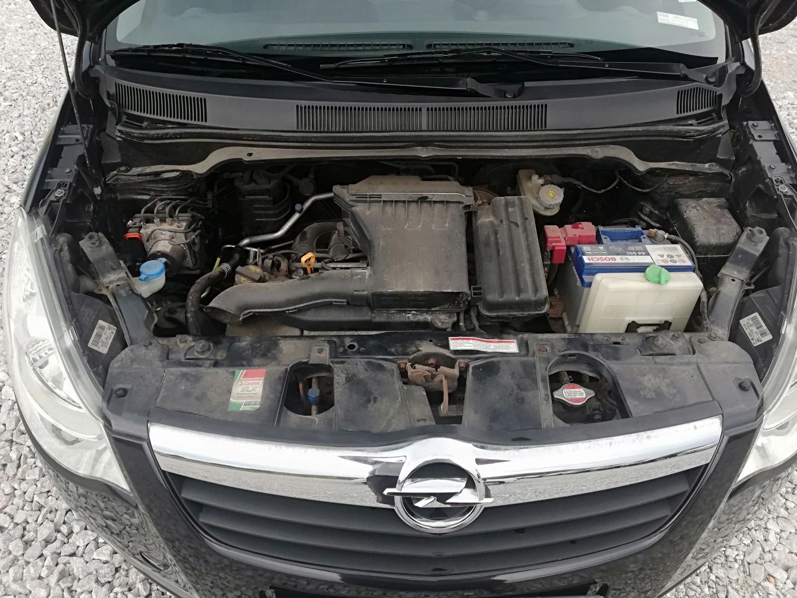 Opel Agila 1.2i kli, снимка 15 - Автомобили и джипове - 55012358