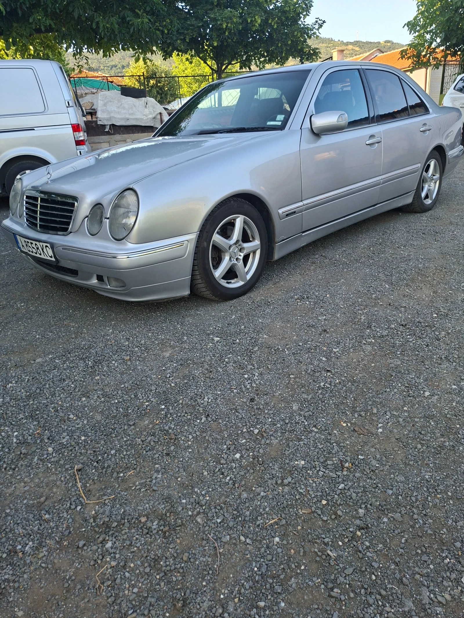 Mercedes-Benz E 270 210, снимка 6 - Автомобили и джипове - 55085924