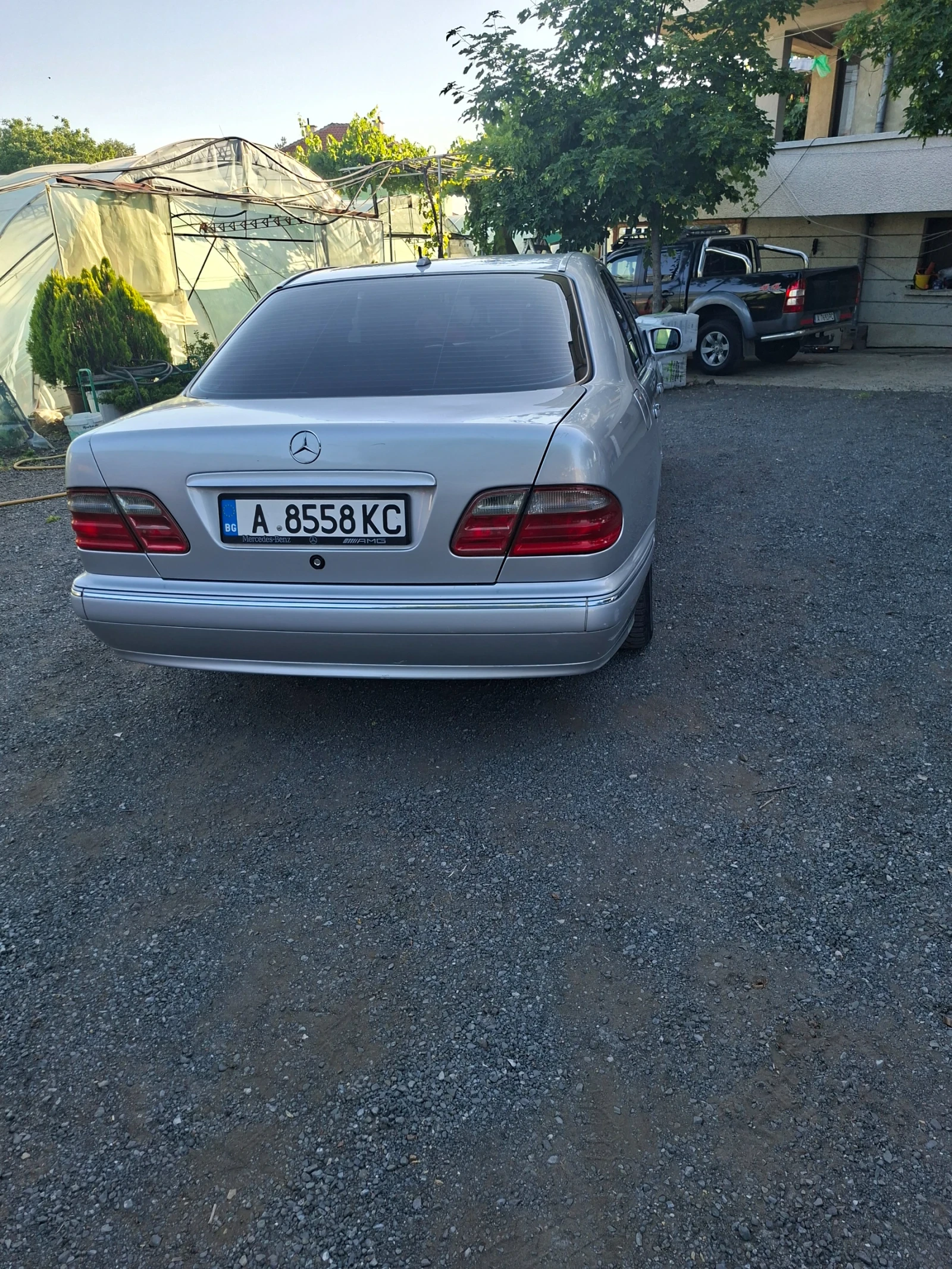 Mercedes-Benz E 270 210, снимка 2 - Автомобили и джипове - 55085924